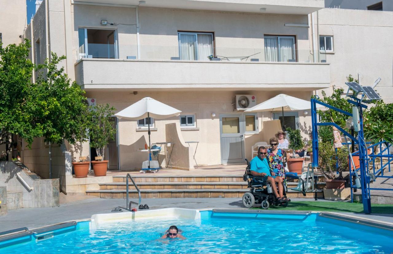C & A Hotel Apartments Polis Bagian luar foto