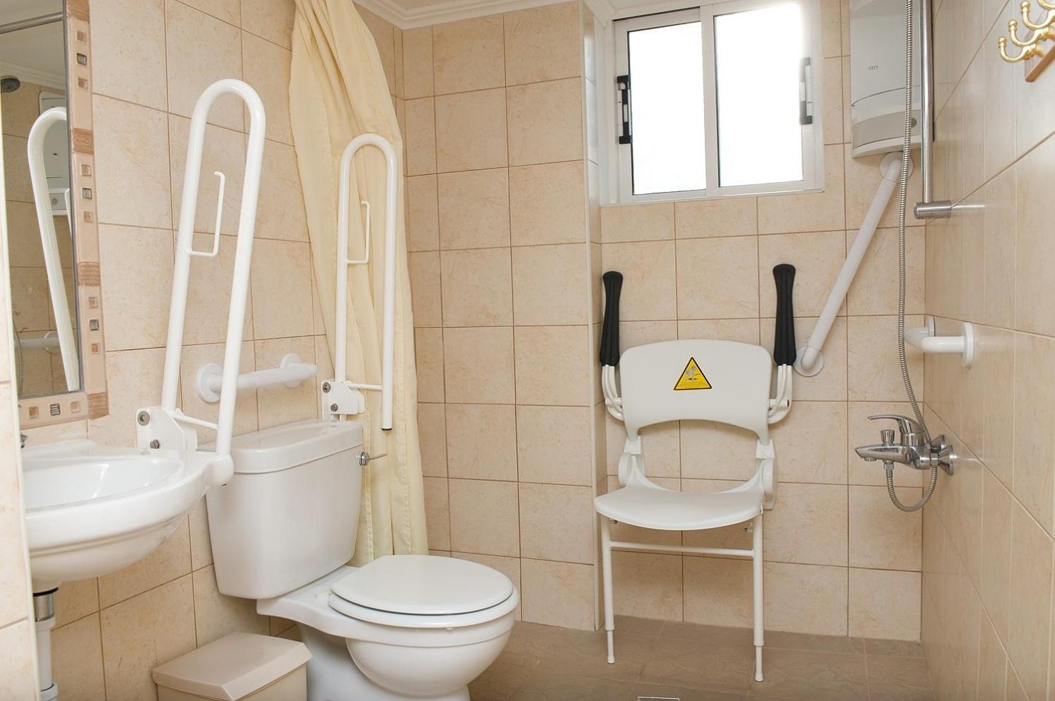 C & A Hotel Apartments Polis Bagian luar foto