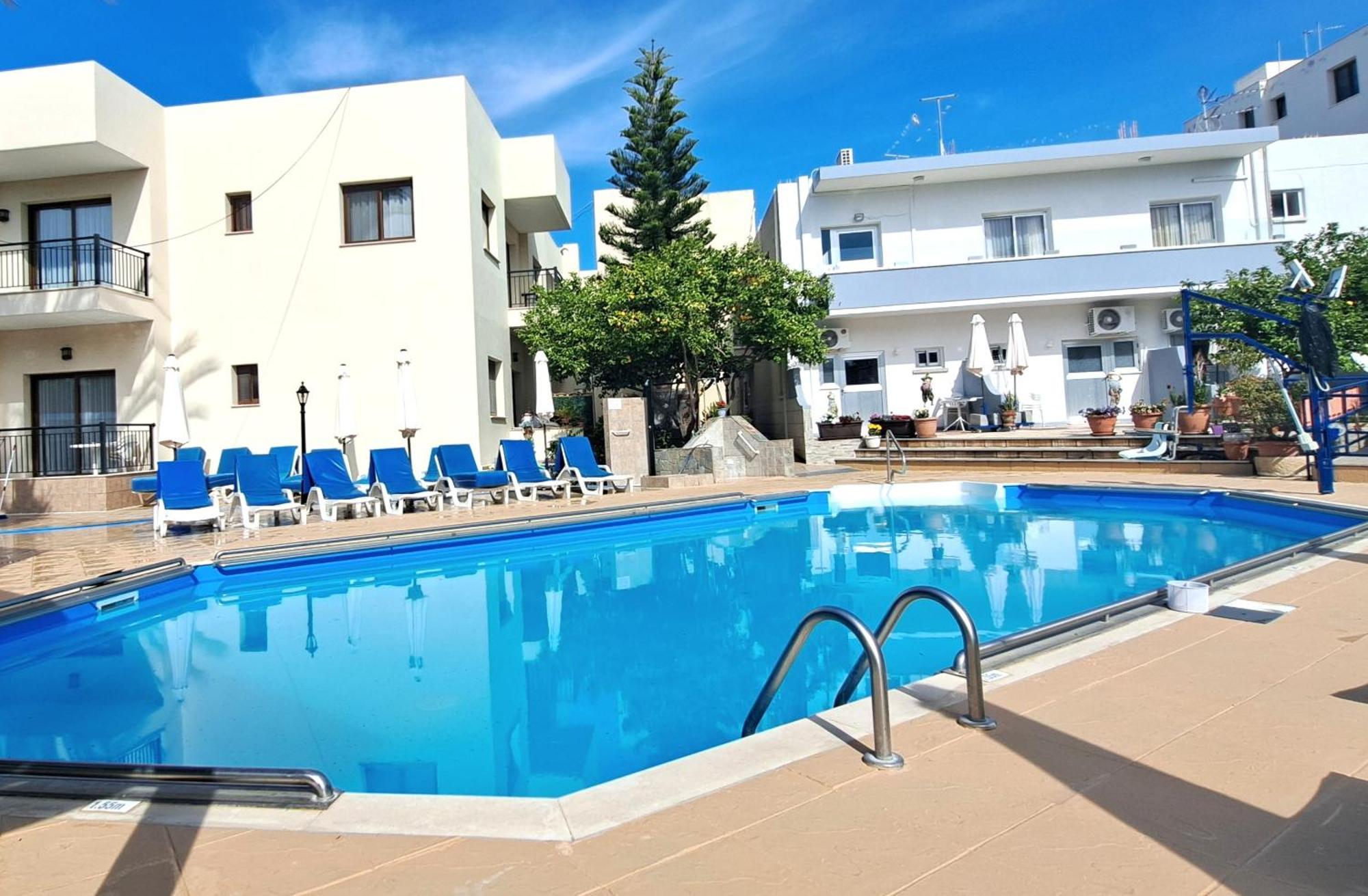 C & A Hotel Apartments Polis Bagian luar foto