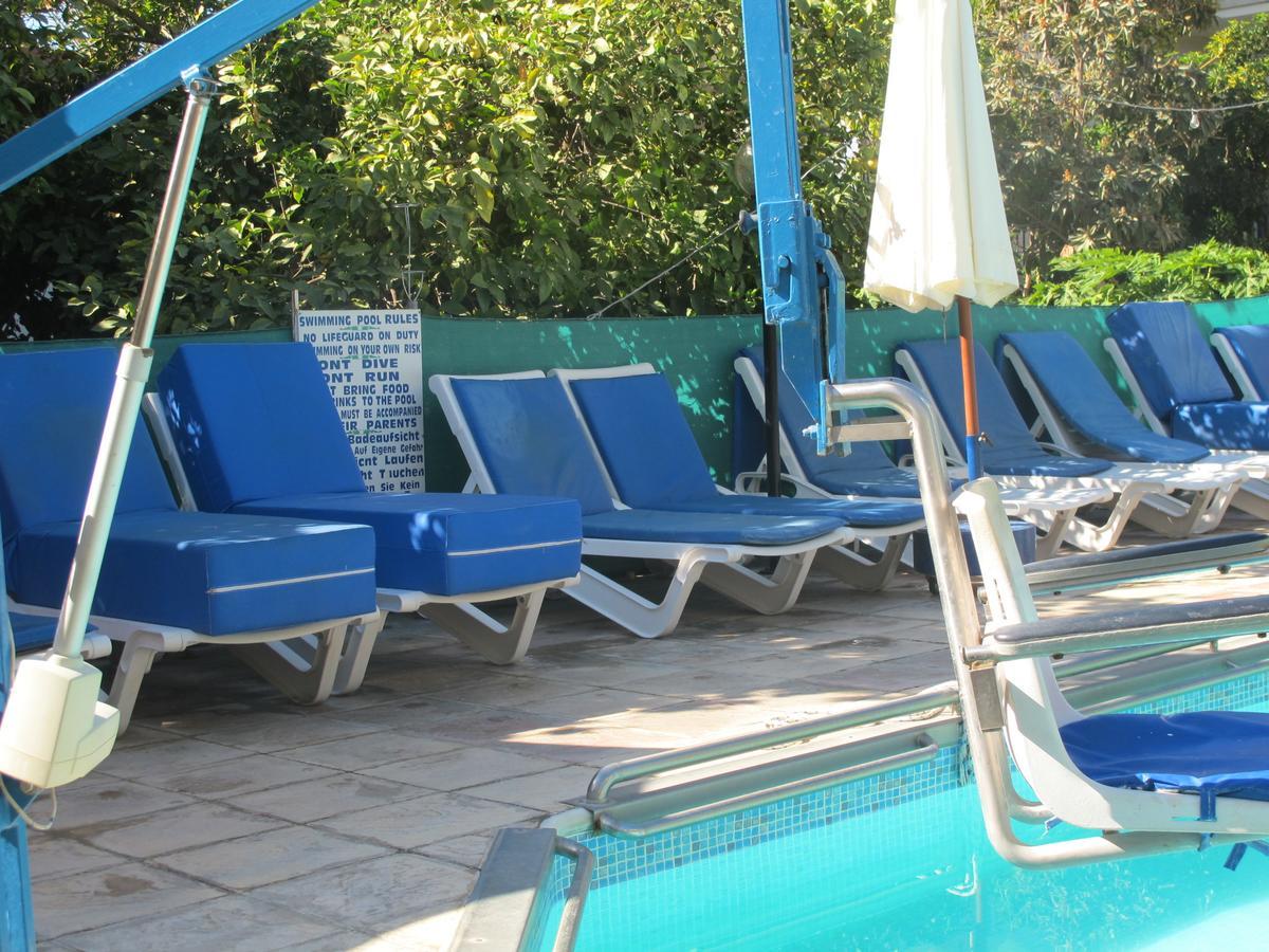 C & A Hotel Apartments Polis Bagian luar foto