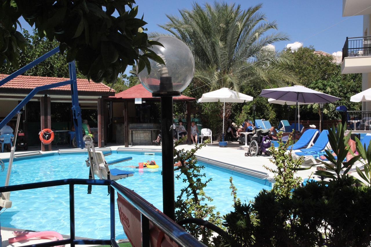 C & A Hotel Apartments Polis Bagian luar foto